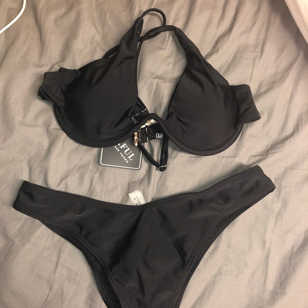 push up plunge bikini